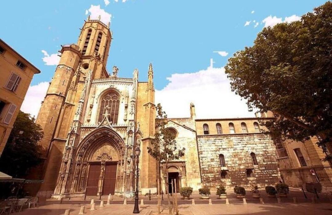 Charmant Appartement Au Coeur Du Centre Historique 엑상프로방스 외부 사진
