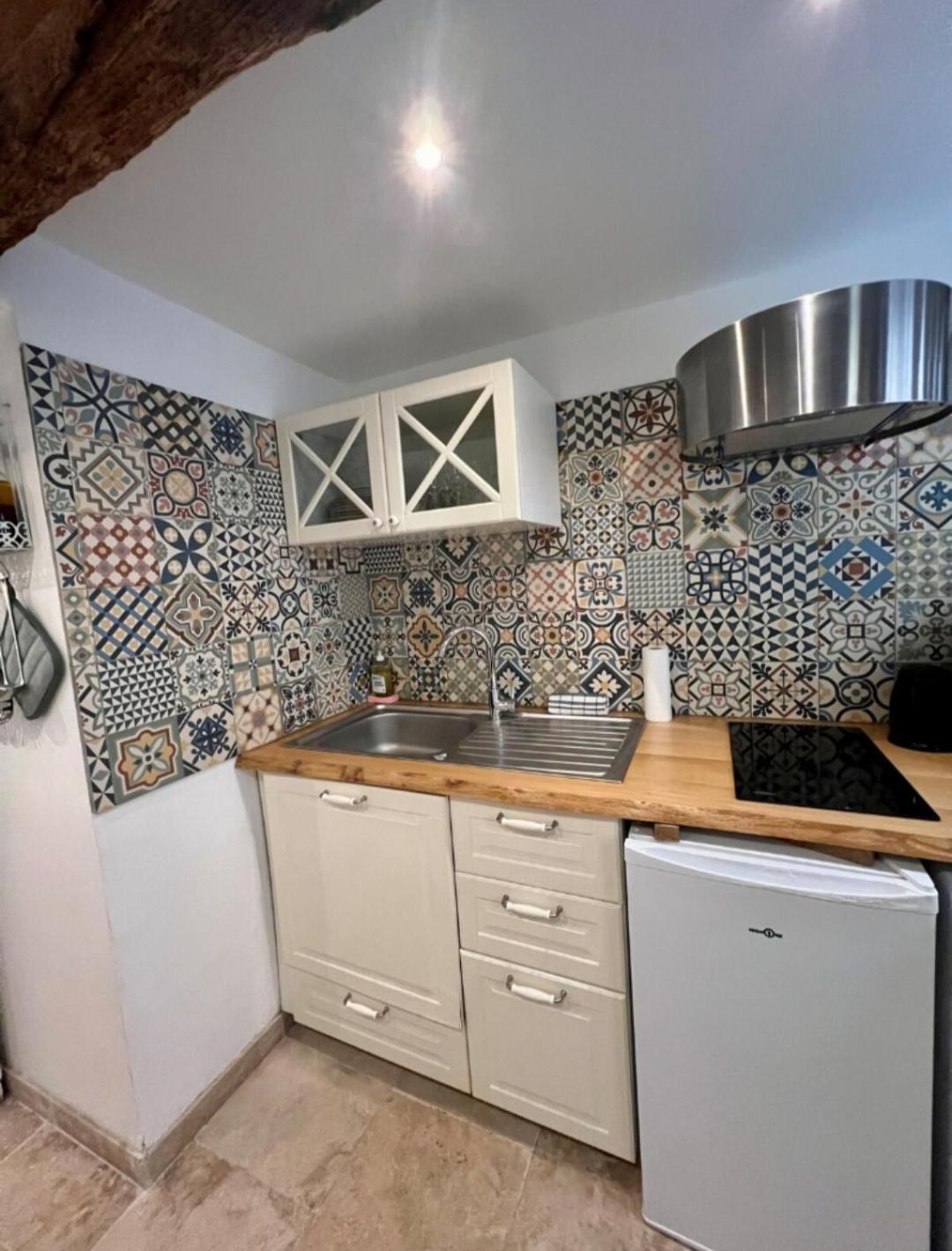 Charmant Appartement Au Coeur Du Centre Historique 엑상프로방스 외부 사진